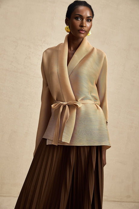 Adèle capedesign pleated top  skirt matching set