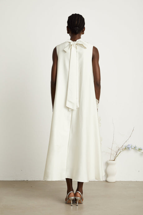 Émilie sleeveless floralapplique midi dress in White