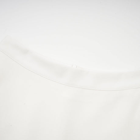 Hilaire white 3dpetal top  skirt matching set